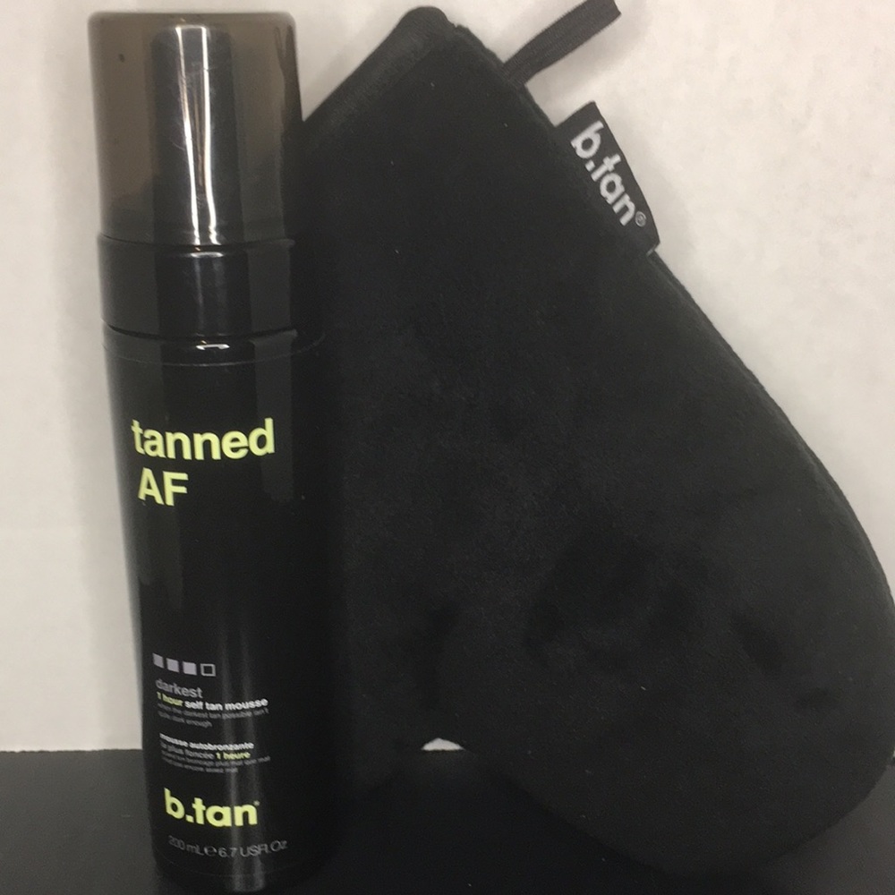 Brand New, Never used tanned AF Mousse and Glove